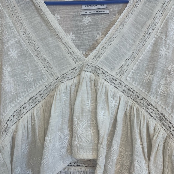 never worn urban outfitters top - Picture 3 of 5